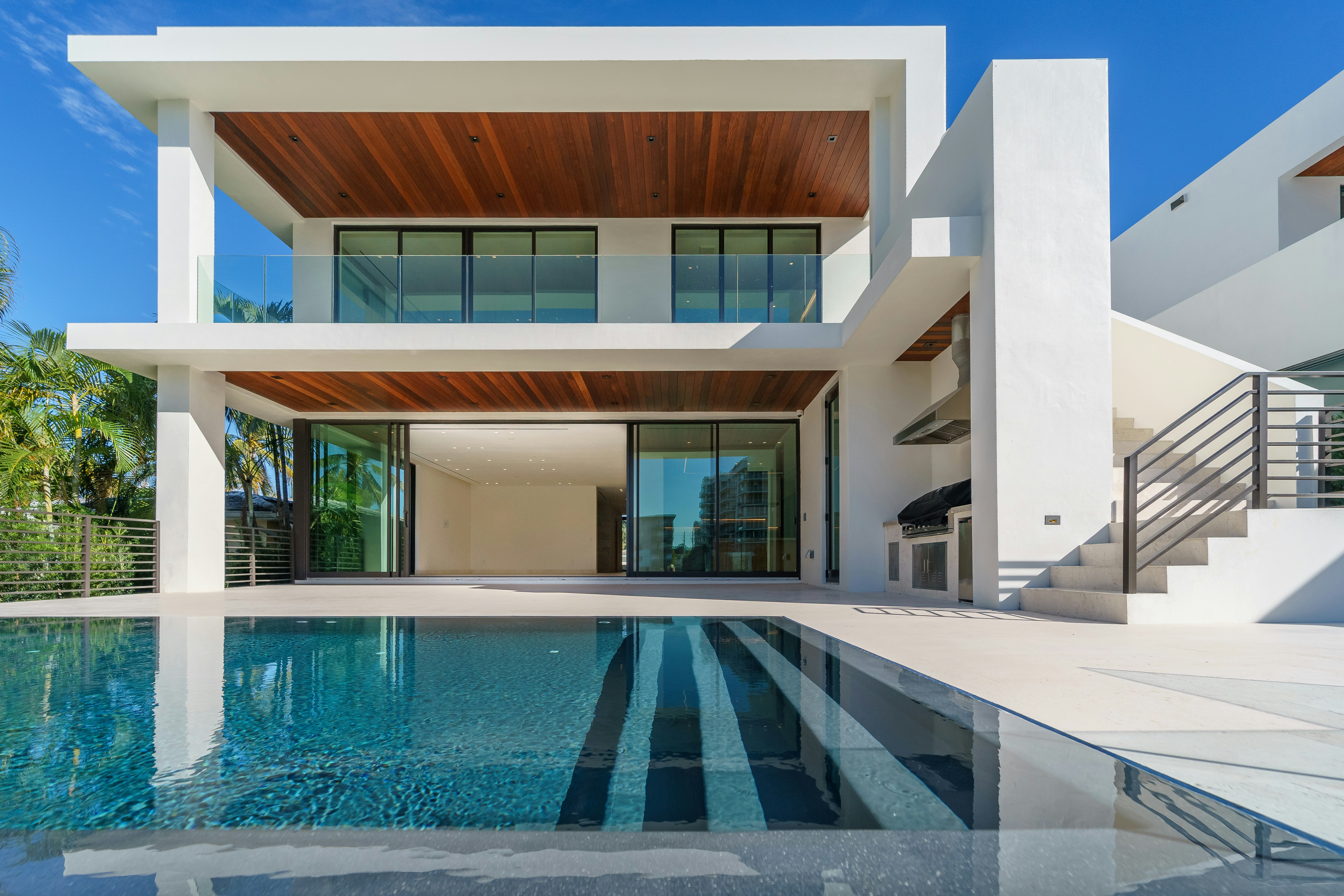 Top Trends in Luxury Real Estate for 2025
